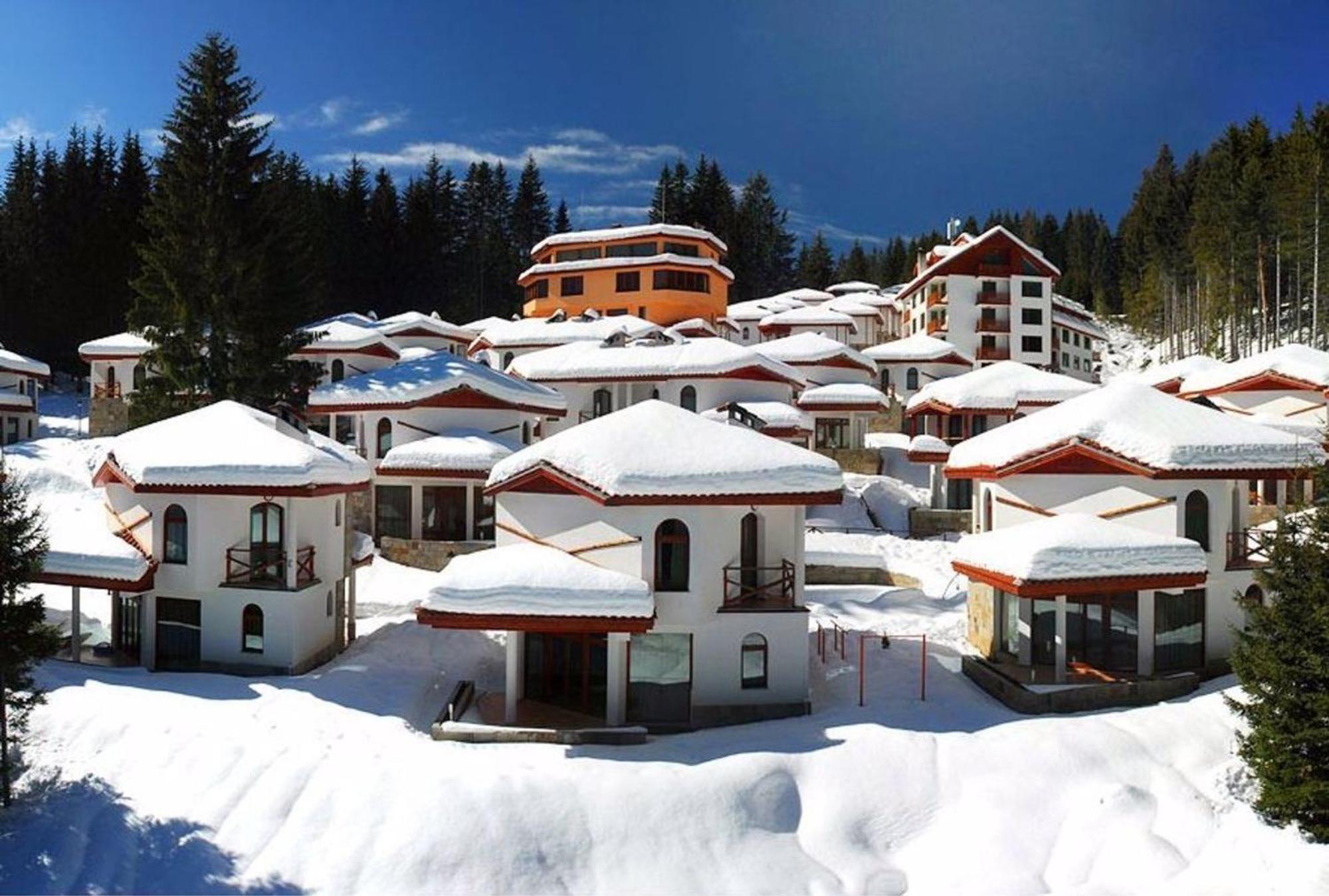 Ski Chalets at Pamporovo - an affordable village holiday for families or groups Eksteriør billede